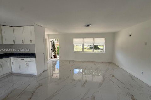 Villa ou maison à vendre à Fort Lauderdale, Floride: 3 chambres, 116.31 m2 № 2070778 - photo 8
