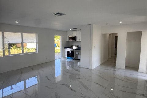 Villa ou maison à vendre à Fort Lauderdale, Floride: 3 chambres, 116.31 m2 № 2070778 - photo 9
