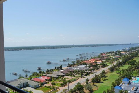Condo in Daytona Beach, Florida, 2 bedrooms  № 1916386 - photo 2