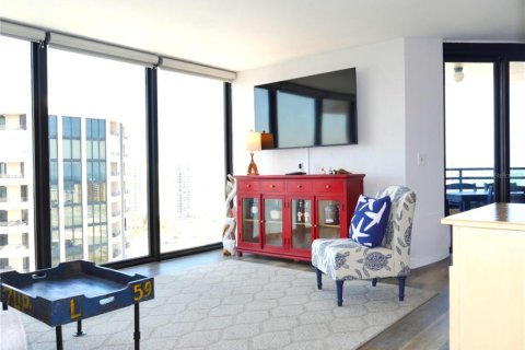 Condo in Daytona Beach, Florida, 2 bedrooms  № 1916386 - photo 9