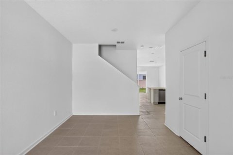 Touwnhouse à vendre à Kissimmee, Floride: 3 chambres, 170.38 m2 № 2423985 - photo 4