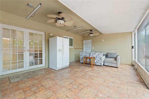 Купить виллу или дом в Майами, Флорида 4 спальни, 135.27м2, № 1948248 - фото 22