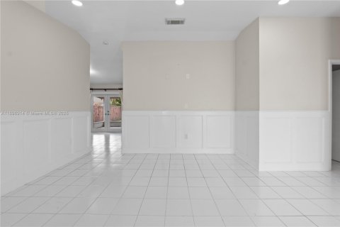 Купить виллу или дом в Майами, Флорида 4 спальни, 135.27м2, № 1948248 - фото 8