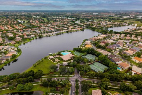 Villa ou maison à vendre à Miramar, Floride: 5 chambres, 244.98 m2 № 1922984 - photo 27
