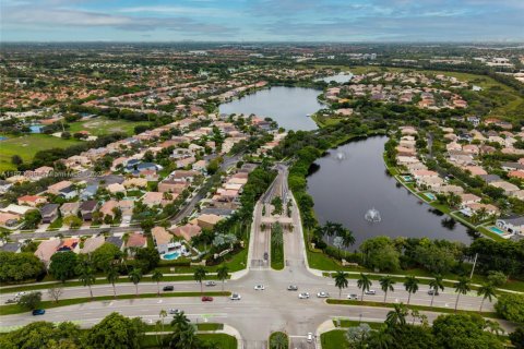 Villa ou maison à vendre à Miramar, Floride: 5 chambres, 244.98 m2 № 1922984 - photo 26