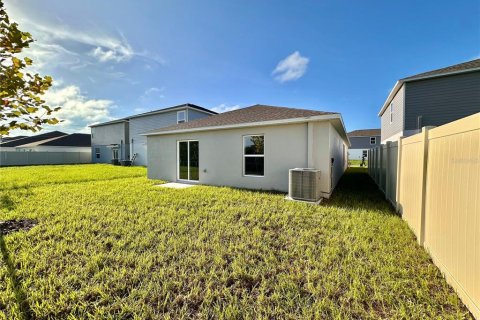 House in Winter Haven, Florida 3 bedrooms, 132.76 sq.m. № 1916508 - photo 13