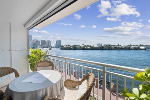 Condo in Fort Lauderdale, Florida, 2 bedrooms  № 1764972 - photo 17