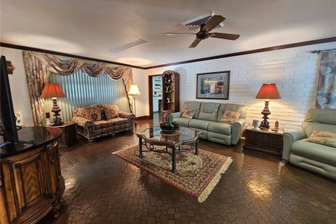 Villa ou maison à vendre à Winter Haven, Floride: 4 chambres, 330.27 m2 № 1819046 - photo 17