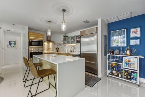 Condominio en venta en Miami, Florida, 2 dormitorios, 152.08 m2 № 1964043 - foto 11