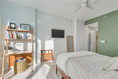 Condominio en venta en Miami, Florida, 2 dormitorios, 152.08 m2 № 1964043 - foto 17