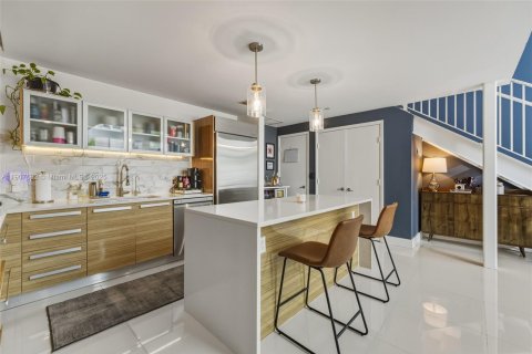 Condominio en venta en Miami, Florida, 2 dormitorios, 152.08 m2 № 1964043 - foto 14