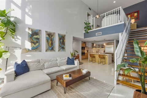 Condominio en venta en Miami, Florida, 2 dormitorios, 152.08 m2 № 1964043 - foto 3