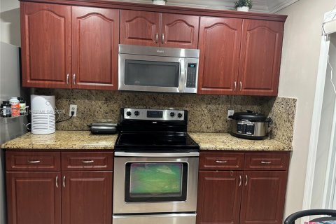 Condominio en venta en Miami, Florida, 2 dormitorios, 86.96 m2 № 2002419 - foto 4