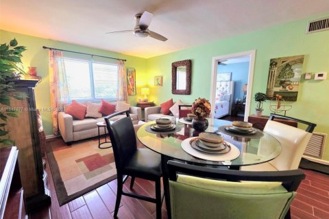 Condo in Fort Lauderdale, Florida, 1 bedroom  № 1850690 - photo 6