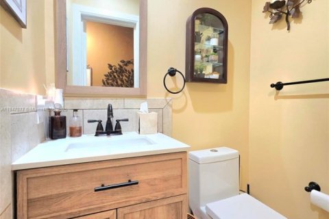 Condo in Fort Lauderdale, Florida, 1 bedroom  № 1850690 - photo 4