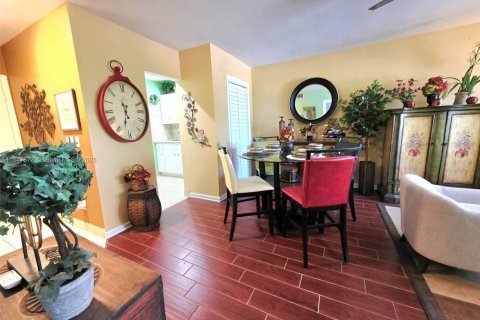 Condo in Fort Lauderdale, Florida, 1 bedroom  № 1850690 - photo 11