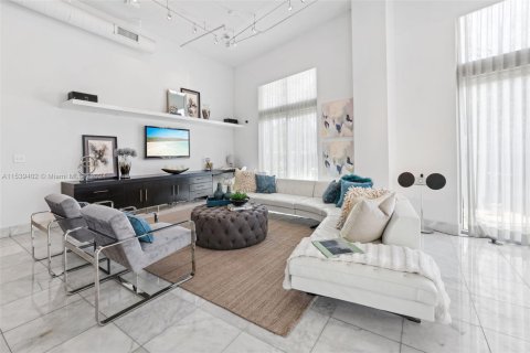 Copropriété à vendre à Miami Beach, Floride: 2 chambres, 191.1 m2 № 2013630 - photo 7