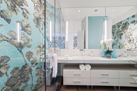 Copropriété à vendre à Miami Beach, Floride: 2 chambres, 191.1 m2 № 2013630 - photo 27