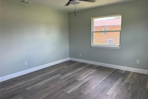 Casa en venta en Ocala, Florida, 4 dormitorios, 141.3 m2 № 2381207 - foto 14