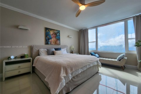 Condo in Hollywood, Florida, 2 bedrooms  № 2154609 - photo 14
