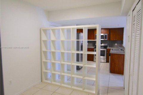 Снять в аренду кондоминиум в Майами, Флорида 1 спальня, 66.7м2, № 1989340 - фото 14