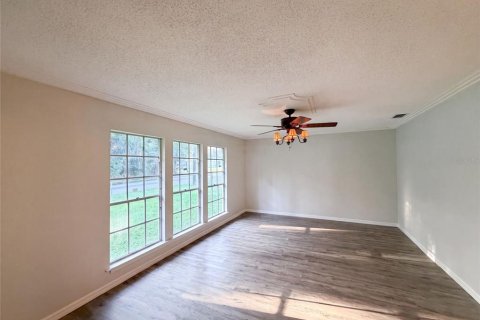 House in Ocala, Florida 3 bedrooms, 128.58 sq.m. № 2238023 - photo 8