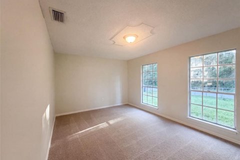 House in Ocala, Florida 3 bedrooms, 128.58 sq.m. № 2238023 - photo 12