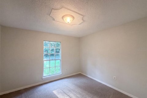 House in Ocala, Florida 3 bedrooms, 128.58 sq.m. № 2238023 - photo 4