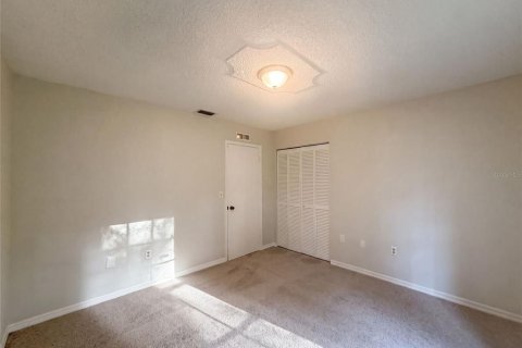 House in Ocala, Florida 3 bedrooms, 128.58 sq.m. № 2238023 - photo 11