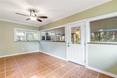 House in New Smyrna Beach, Florida 3 bedrooms, 182.74 sq.m. № 2211399 - photo 18