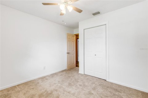 House in New Smyrna Beach, Florida 3 bedrooms, 182.74 sq.m. № 2211399 - photo 23
