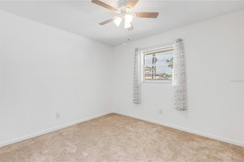 House in New Smyrna Beach, Florida 3 bedrooms, 182.74 sq.m. № 2211399 - photo 22