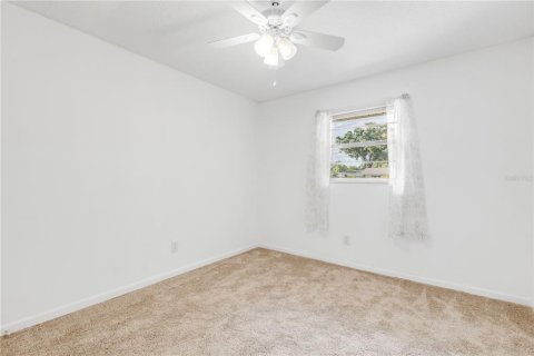 House in New Smyrna Beach, Florida 3 bedrooms, 182.74 sq.m. № 2211399 - photo 27