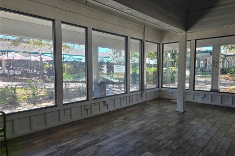 Immobilier commercial à louer à Gainesville, Floride: 102.19 m2 № 1829041 - photo 5