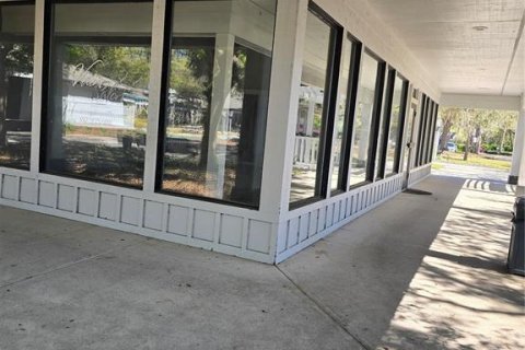 Immobilier commercial à louer à Gainesville, Floride: 102.19 m2 № 1829041 - photo 4