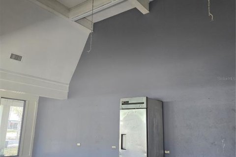 Immobilier commercial à louer à Gainesville, Floride: 102.19 m2 № 1829041 - photo 13