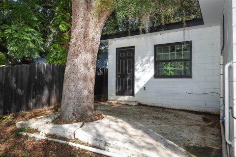 House in Orlando, Florida 3 bedrooms, 130.43 sq.m. № 2416975 - photo 26