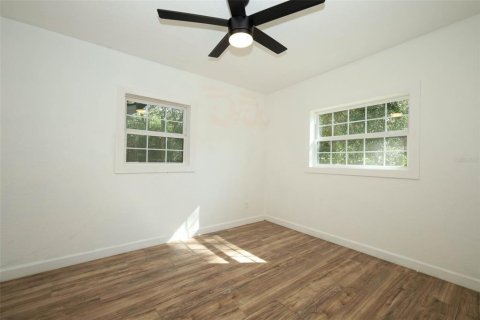 House in Orlando, Florida 3 bedrooms, 130.43 sq.m. № 2416975 - photo 21