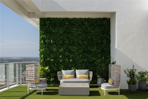 Condo in Tampa, Florida, 2 bedrooms  № 2299250 - photo 25