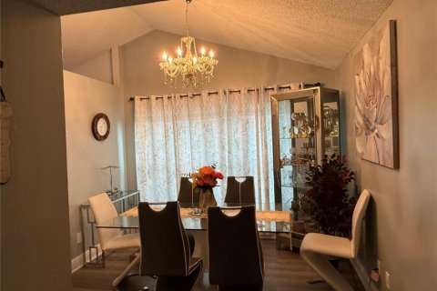 Villa ou maison à vendre à Orlando, Floride: 4 chambres, 157.93 m2 № 2196085 - photo 11