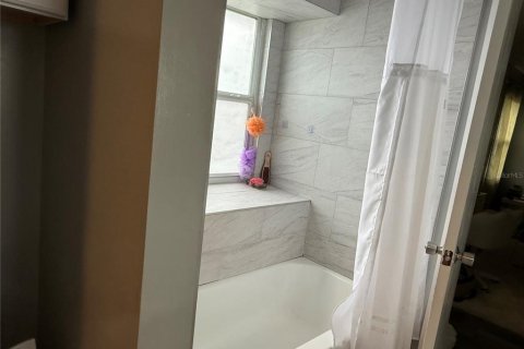 Villa ou maison à vendre à Orlando, Floride: 4 chambres, 157.93 m2 № 2196085 - photo 3