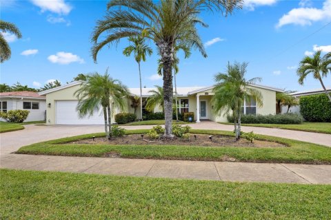 Villa ou maison à Fort Lauderdale, Floride 3 chambres, 152.55 m2 № 2251616