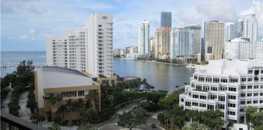 Condo à Miami, Floride, 2 chambres № 1813902