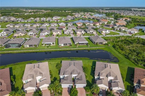 Casa en venta en Kissimmee, Florida, 2 dormitorios, 139.26 m2 № 1854556 - foto 3