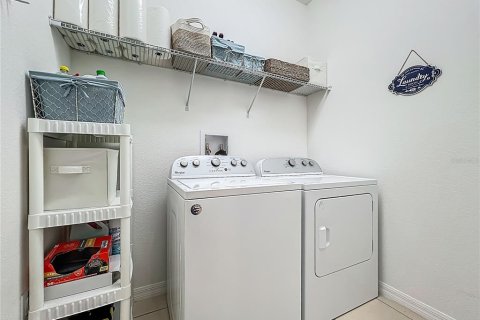 Casa en venta en Kissimmee, Florida, 2 dormitorios, 139.26 m2 № 1854556 - foto 30