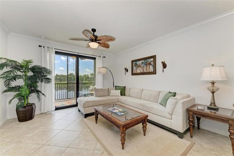 Copropriété à vendre à Lakewood Ranch, Floride: 2 chambres, 104.14 m2 № 1905718 - photo 7