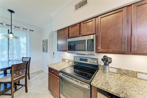 Copropriété à vendre à Lakewood Ranch, Floride: 2 chambres, 104.14 m2 № 1905718 - photo 14