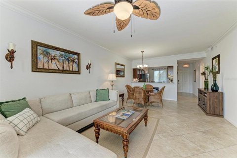 Copropriété à vendre à Lakewood Ranch, Floride: 2 chambres, 104.14 m2 № 1905718 - photo 8