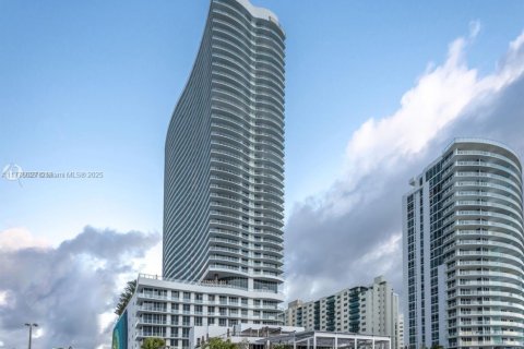 Condominio en venta en Hollywood, Florida, 2 dormitorios, 104.89 m2 № 2077176 - foto 27