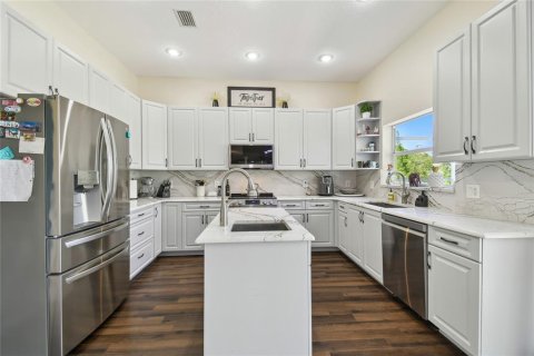 Villa ou maison à vendre à Riverview, Floride: 5 chambres, 441.75 m2 № 1640871 - photo 17